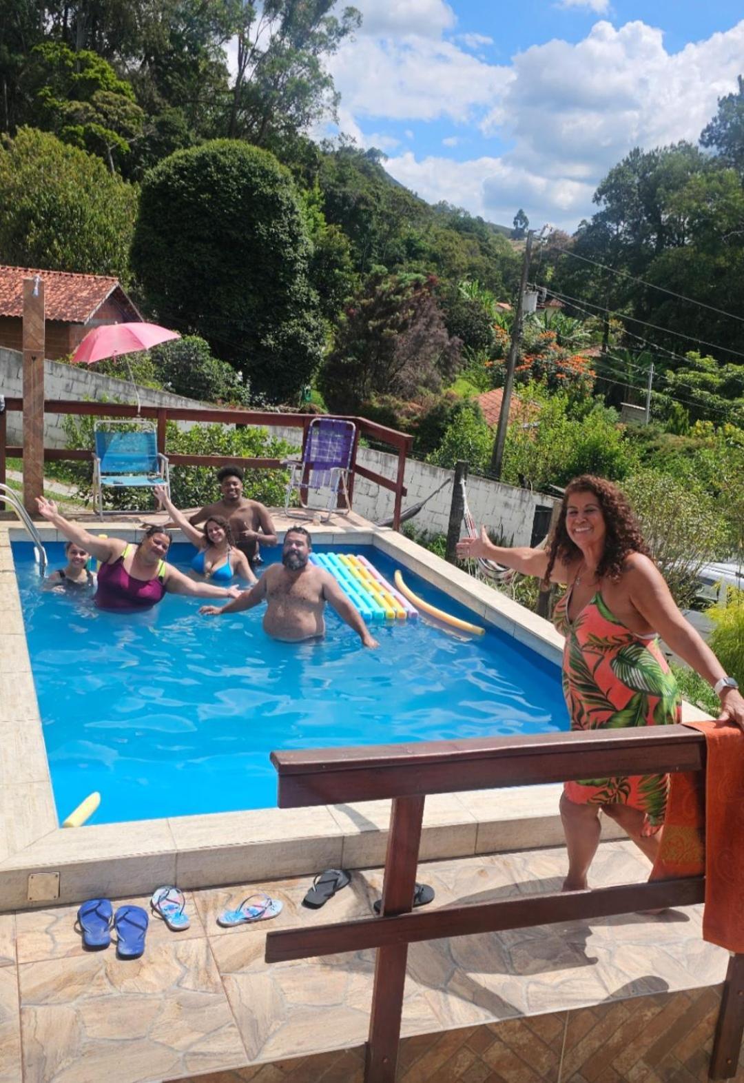 Hostel Yellow House Mg Itamonte Ngoại thất bức ảnh