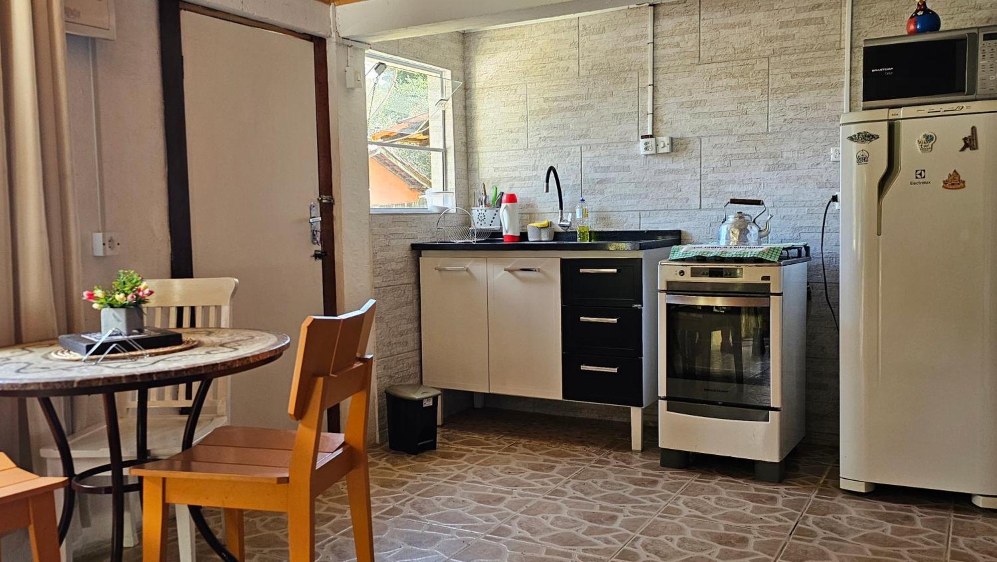 Hostel Yellow House Mg Itamonte Ngoại thất bức ảnh